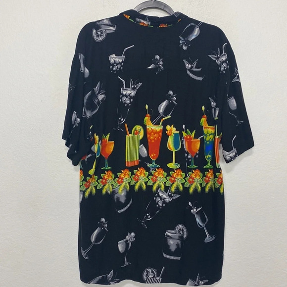 Malibu Dreams Mens Hawaiian Multicolor Novelty Button Down Cocktail Shirt Size L - Picture 7 of 9